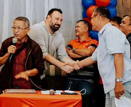 Black and white_ children studying (3)
